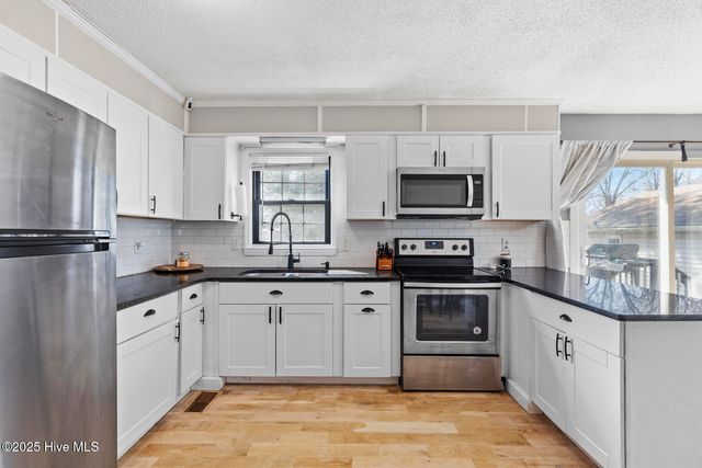 104 Maiden Lane, Jacksonville, NC 28546