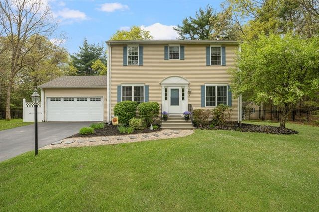 34 Audubon Lane, Coventry, RI 02831