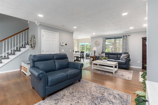 34 Audubon Lane, Coventry, RI 02831