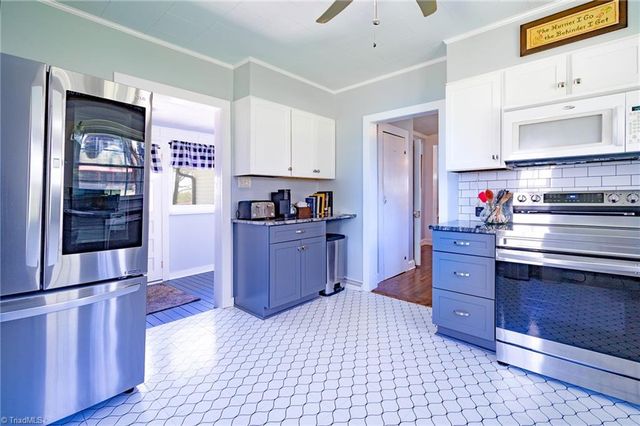 6601 E Old US Highway 421, East Bend, NC 27018