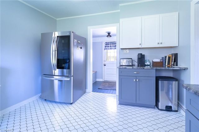 6601 E Old US Highway 421, East Bend, NC 27018