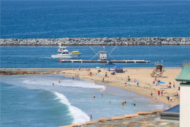 209 Narcissus Avenue, Corona Del Mar, CA 92625