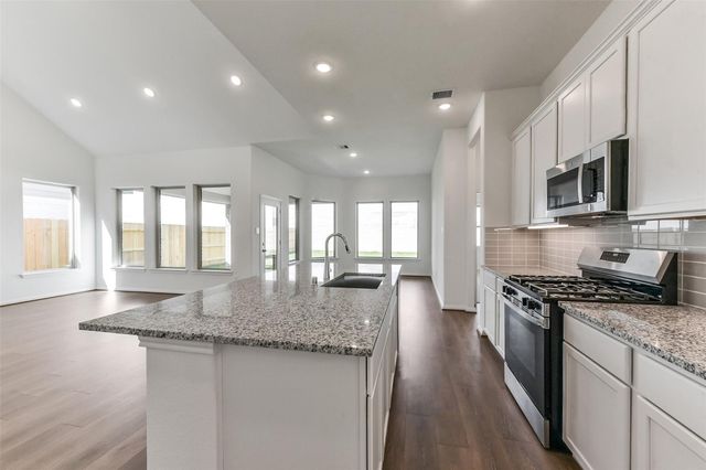 3496 Mount Scenery Lane, Dayton, TX 77535