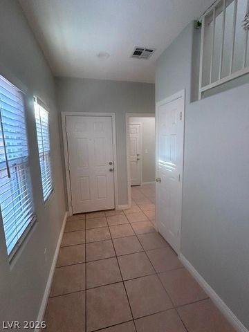 452 East Sunset Road, Henderson, NV 89011