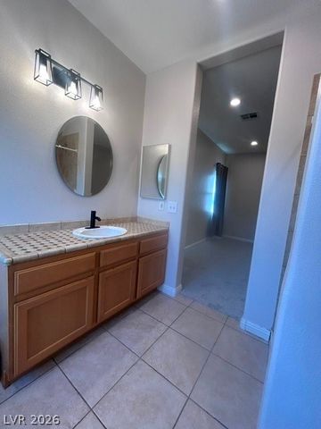 452 East Sunset Road, Henderson, NV 89011