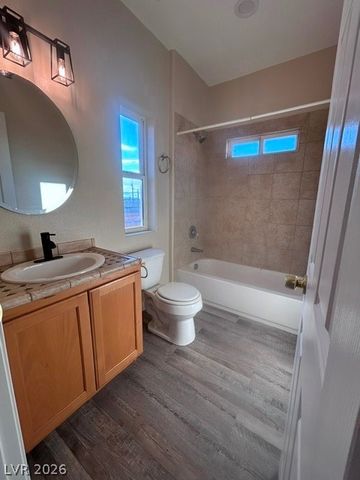 452 East Sunset Road, Henderson, NV 89011