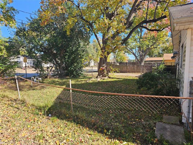 305 Helen Drive, Deer Park, TX 77536