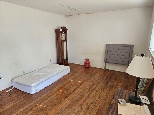 305 Helen Drive, Deer Park, TX 77536