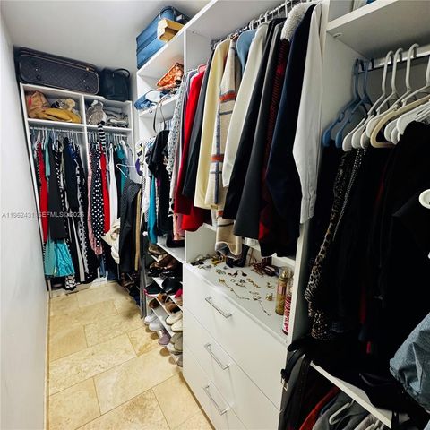 6695 SW 138th Ct, Miami, FL 33183