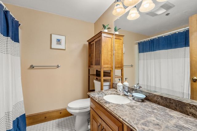 95 Court St 19, Plymouth, MA 02360