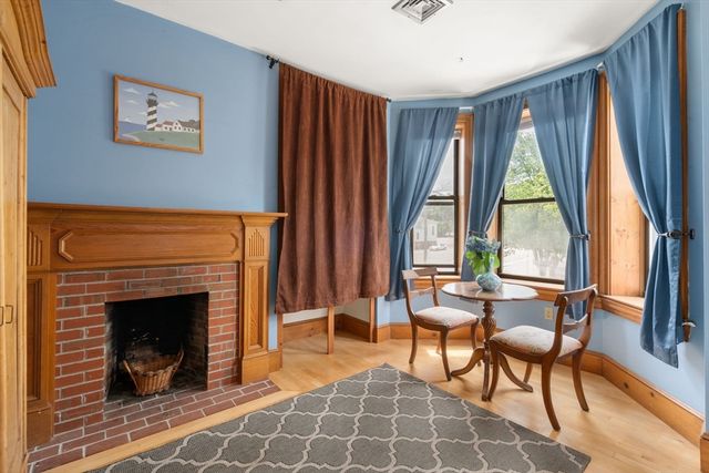 95 Court St 19, Plymouth, MA 02360