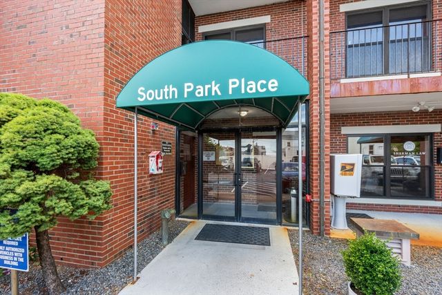 95 Court St 19, Plymouth, MA 02360