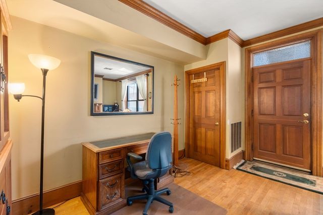 95 Court St 19, Plymouth, MA 02360
