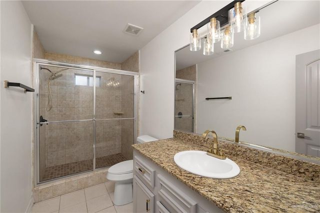 1431 Vida Grande Street, Alamo, TX 78516