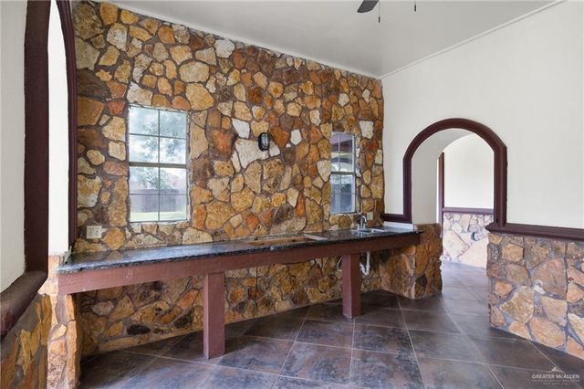 1431 Vida Grande Street, Alamo, TX 78516