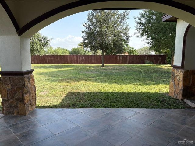 1431 Vida Grande Street, Alamo, TX 78516