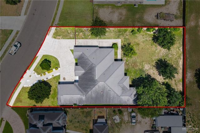 1431 Vida Grande Street, Alamo, TX 78516