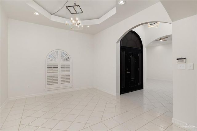 1431 Vida Grande Street, Alamo, TX 78516