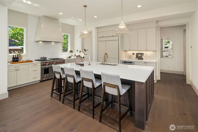 14064 102nd Court NE, Kirkland, WA 98034