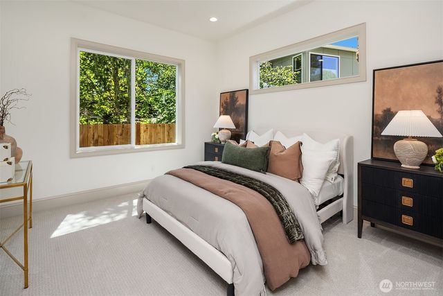 14064 102nd Court NE, Kirkland, WA 98034
