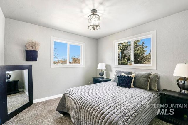 321 6th Ave W, Jerome, ID 83338