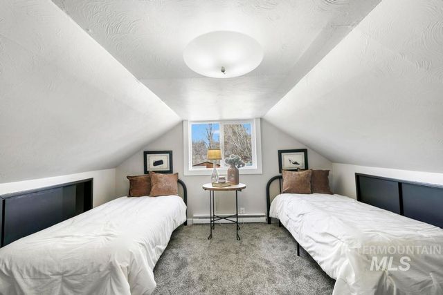 321 6th Ave W, Jerome, ID 83338