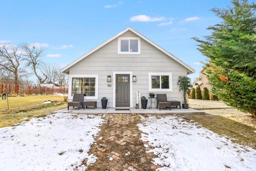 321 6th Ave W, Jerome, ID 83338