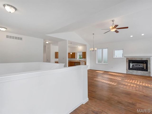 602 S Ballas Road, St Louis, MO 63122
