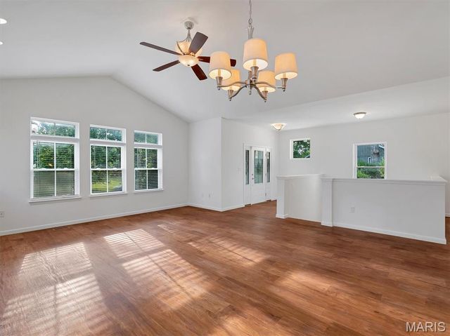 602 S Ballas Road, St Louis, MO 63122