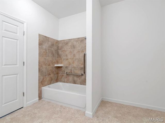 602 S Ballas Road, St Louis, MO 63122