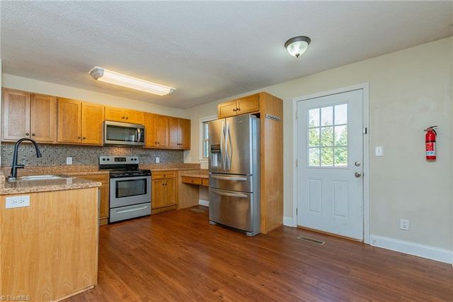 131 Cherry Lane, Lexington, NC 27292