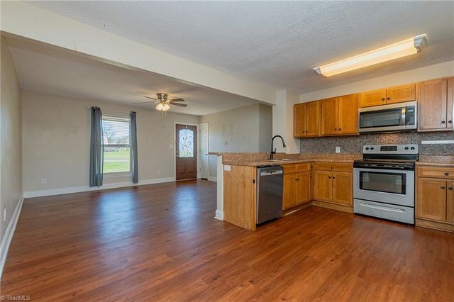 131 Cherry Lane, Lexington, NC 27292