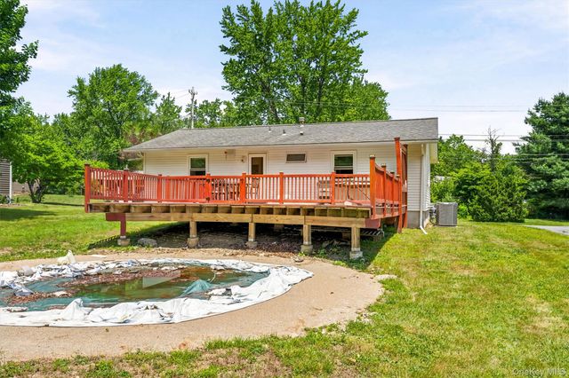 31 Wickham Drive, Warwick, NY 10990