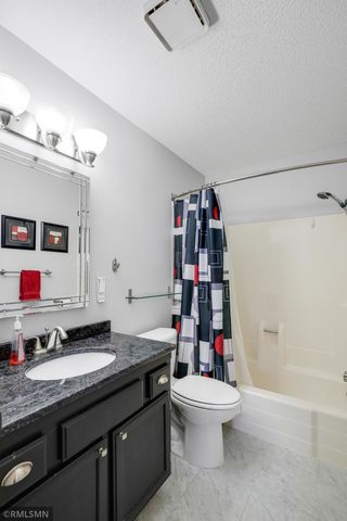 1011 41st Avenue NE 306, Columbia Heights, MN 55421