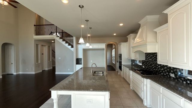 10010 Lucky Debonair Lane, Frisco, TX 75035