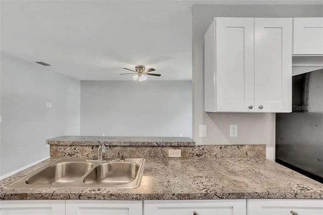 523 CARROLL AVENUE, Lakeland, FL 33815