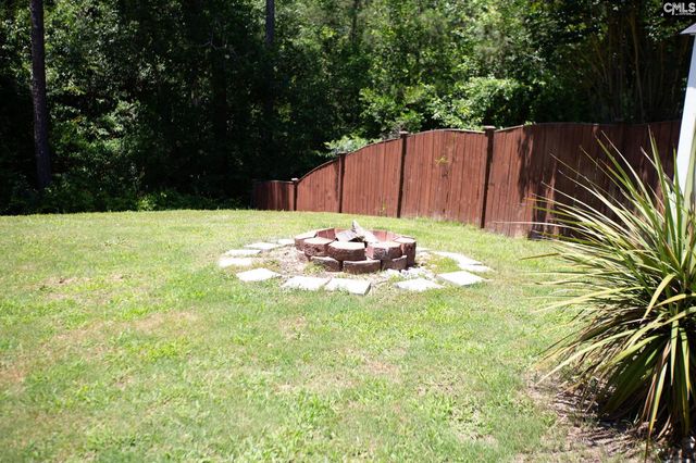 457 Drooping Leaf Road, Lexington, SC 29072