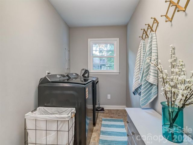 6129 Page Court, Charlotte, NC 28270