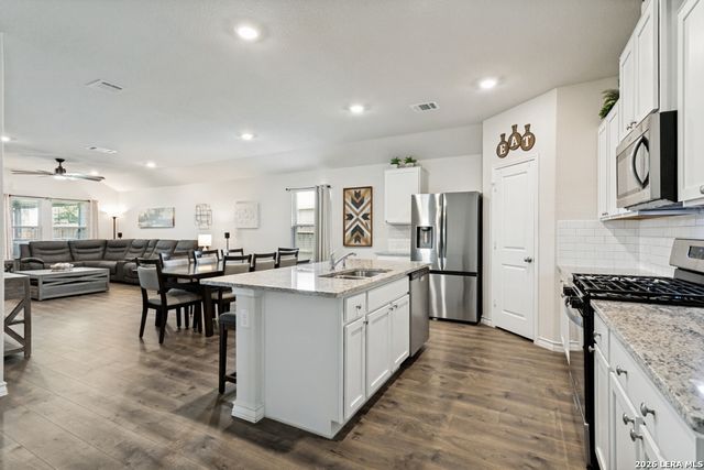 21219 STONEWORK SPUR, San Antonio, TX 78266