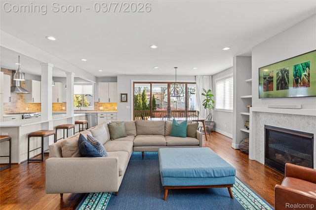 4620 Mankato Avenue, Royal Oak, MI 48073