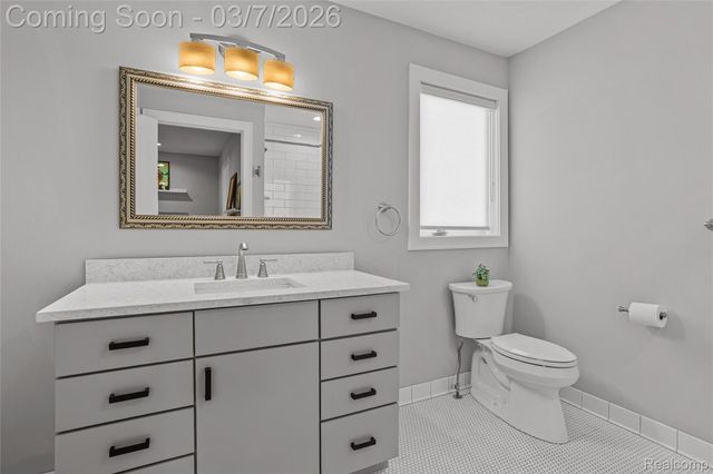 4620 Mankato Avenue, Royal Oak, MI 48073