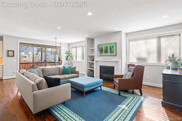 4620 Mankato Avenue, Royal Oak, MI 48073