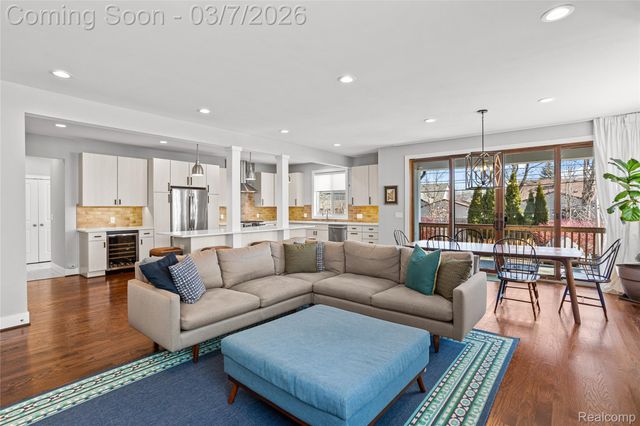 4620 Mankato Avenue, Royal Oak, MI 48073