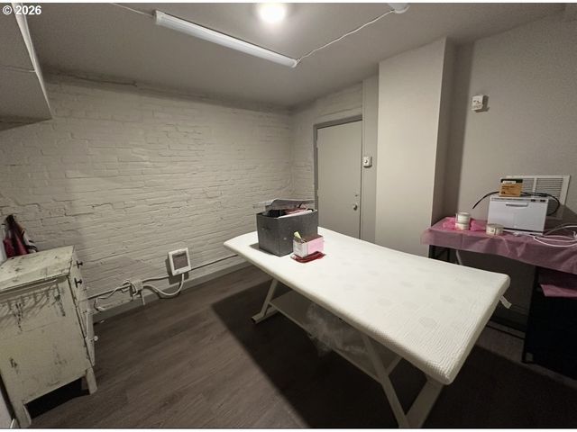 1326 Sw 12TH Ave, Portland, OR 97201