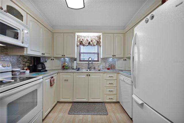 2100 KINGS HIGHWAY 654, Port Charlotte, FL 33980