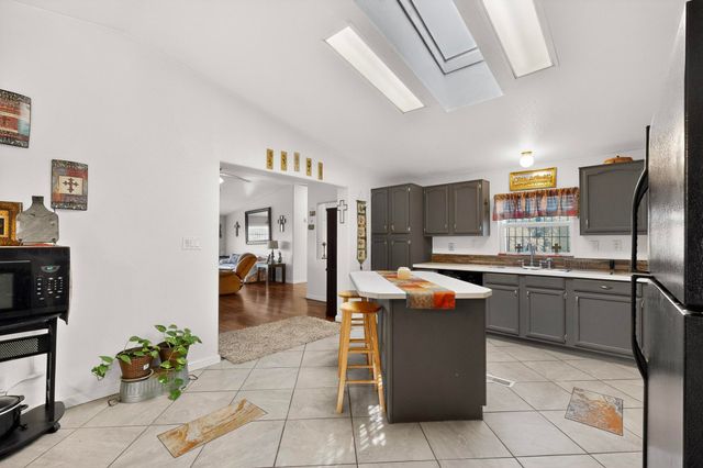 279 Sedillo Road, Tijeras, NM 87059