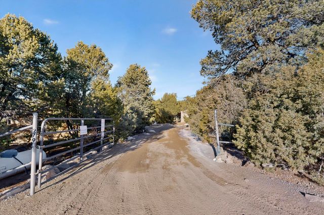 279 Sedillo Road, Tijeras, NM 87059
