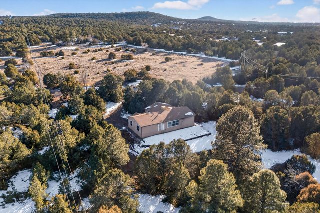 279 Sedillo Road, Tijeras, NM 87059