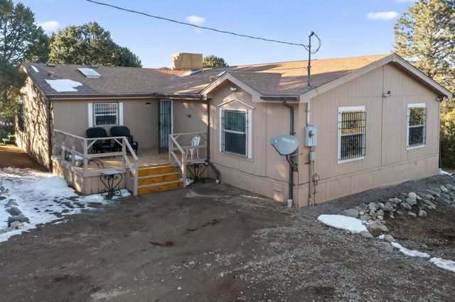 279 Sedillo Road, Tijeras, NM 87059