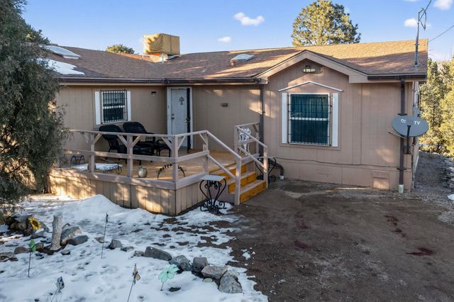 279 Sedillo Road, Tijeras, NM 87059